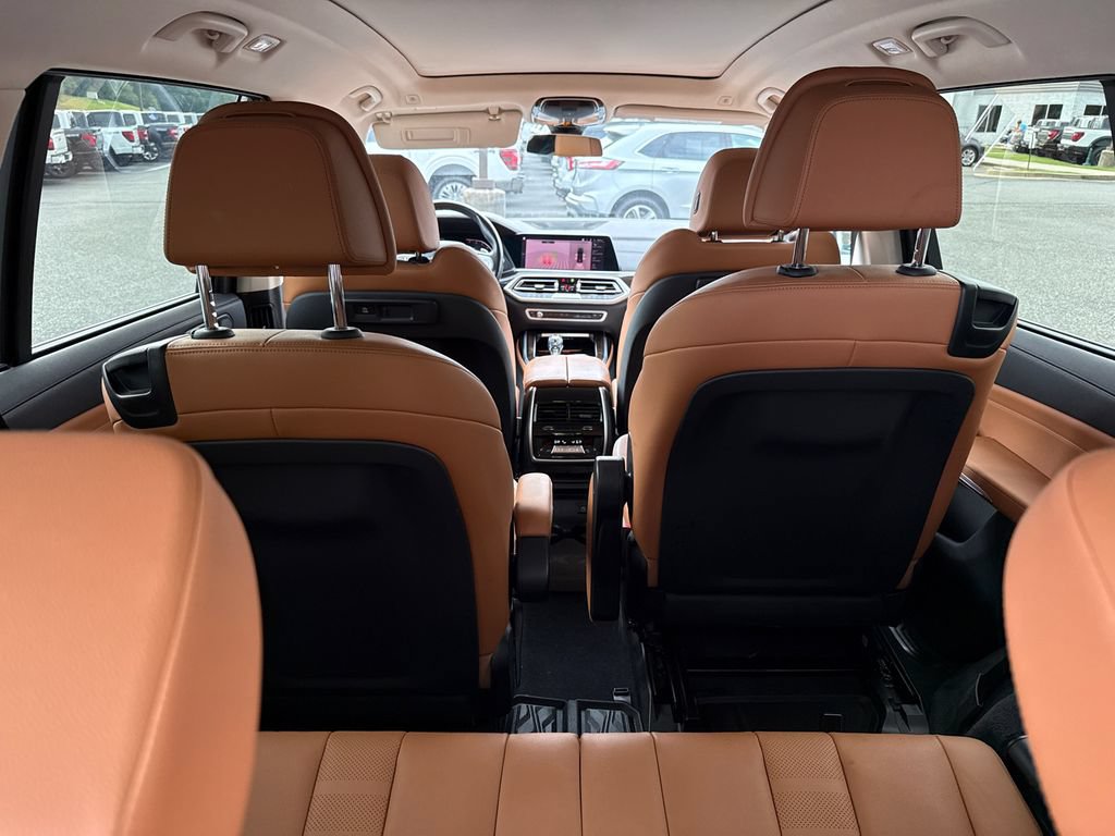 Used 2019 BMW X7 xDrive40i w/ Premium Package AWD/4WD image 18