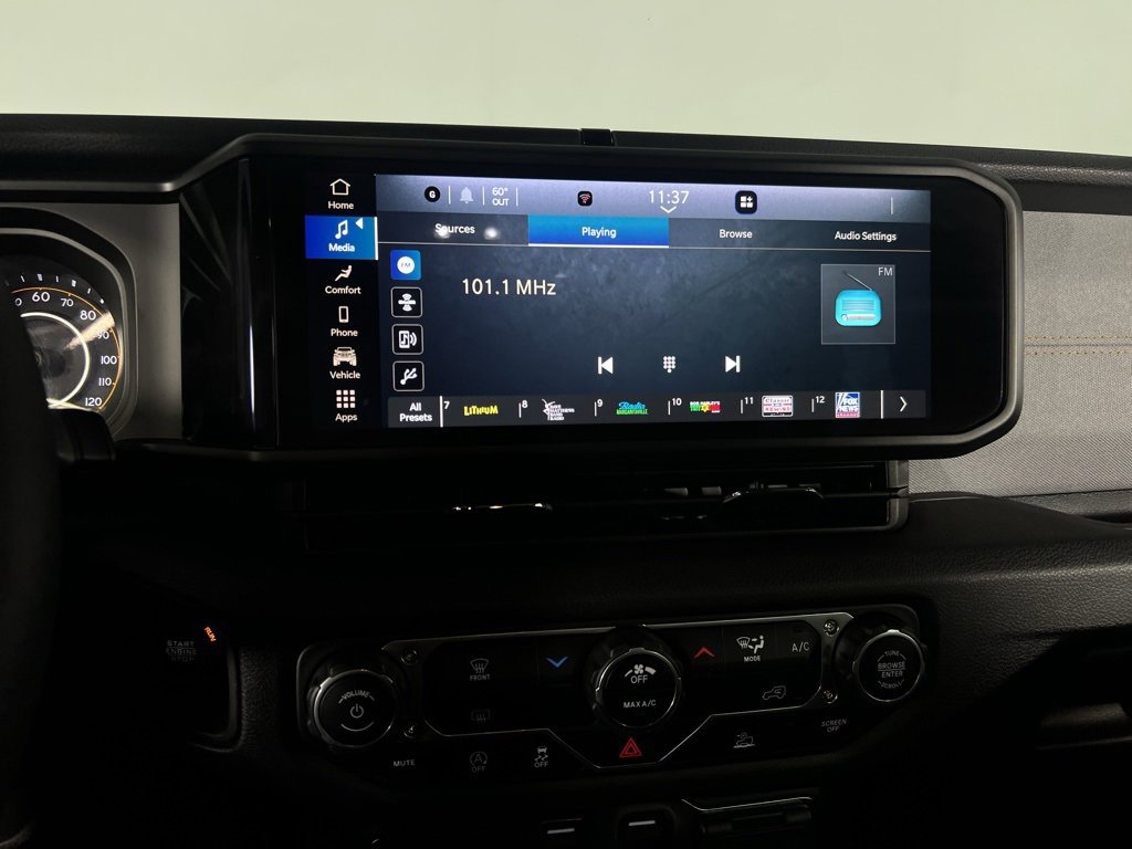 Certified 2024 Jeep Wrangler Willys image 16