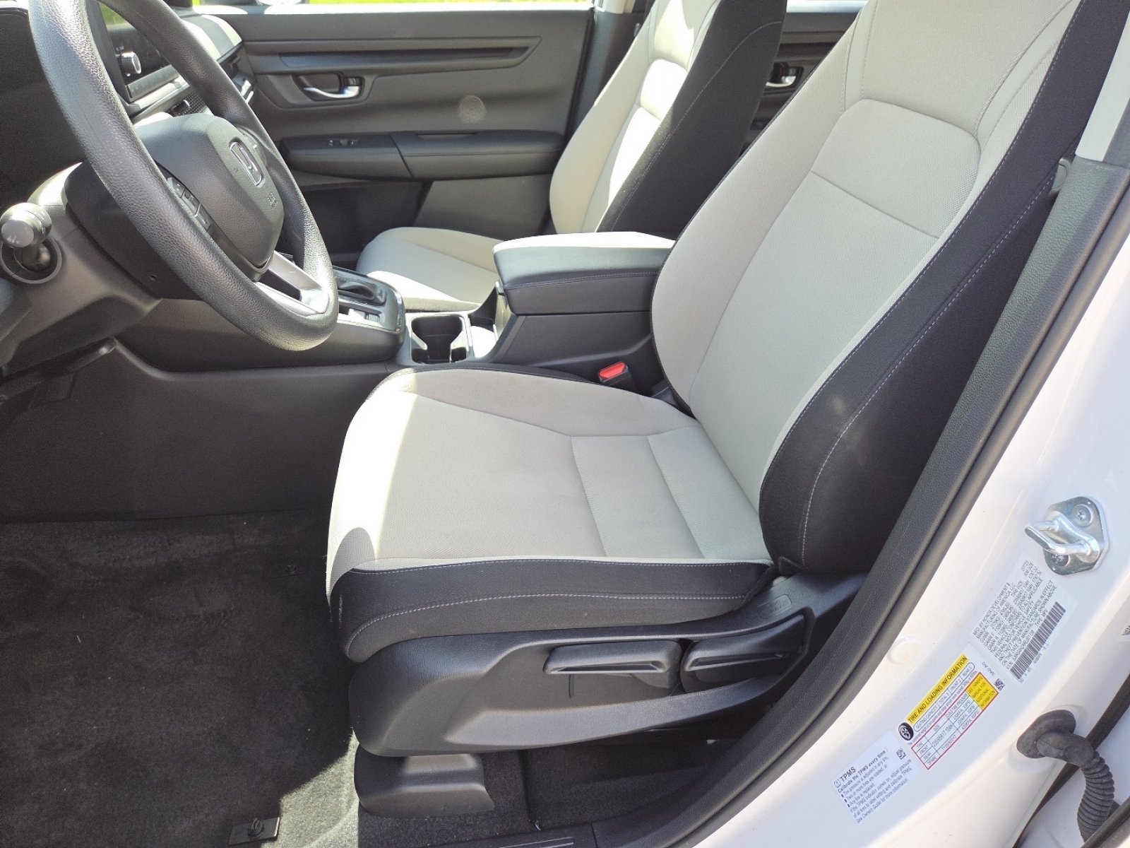Used 2024 Honda CR-V LX image 23