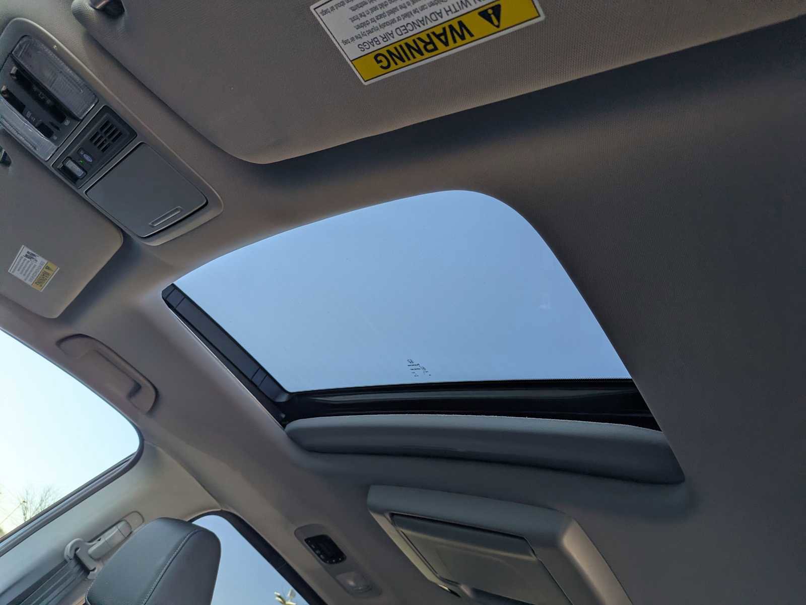 Certified 2023 Honda Odyssey Touring image 18