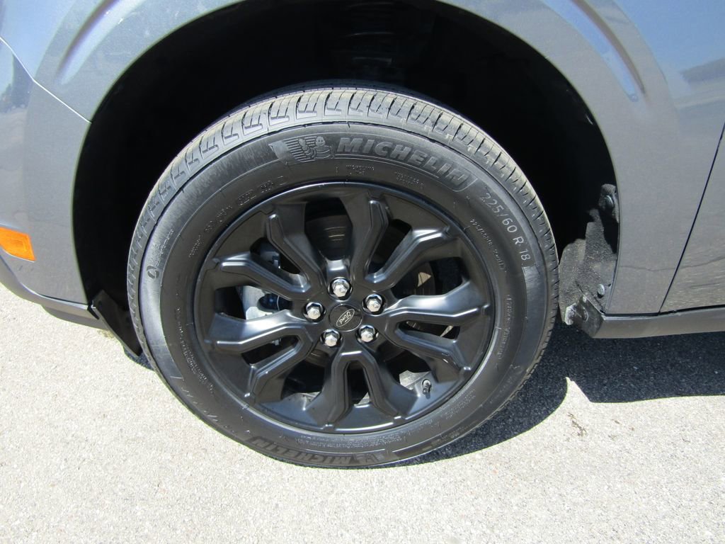 Used 2024 Ford Maverick XLT w/ XLT Luxury Package image 12