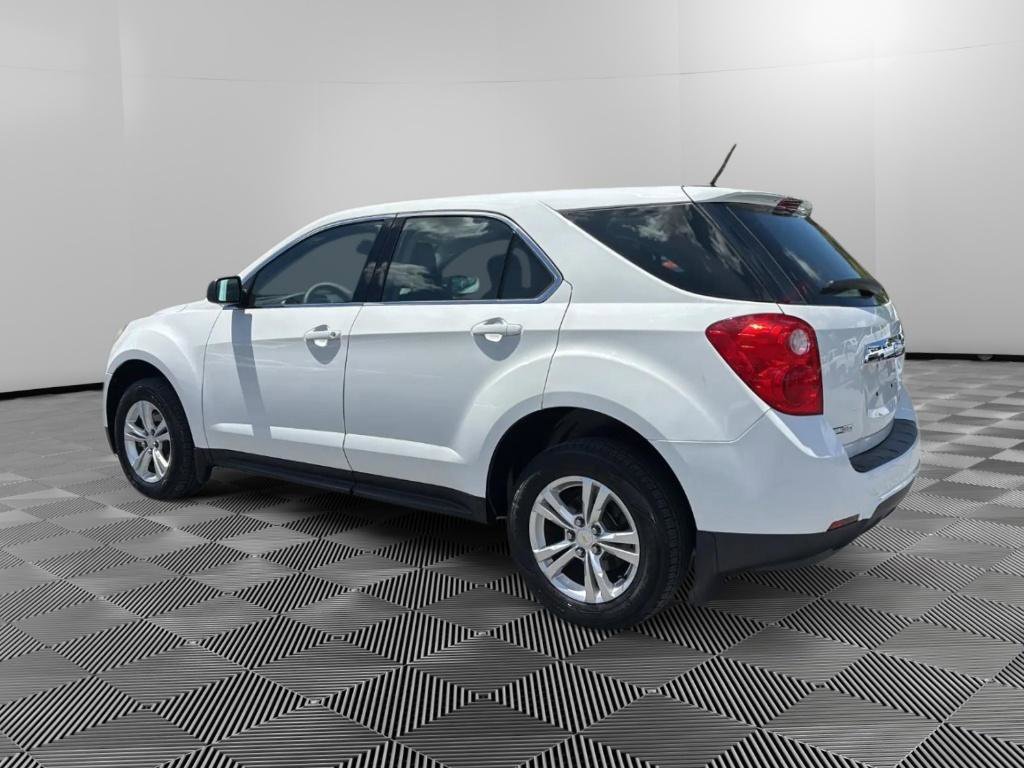 Used 2015 Chevrolet Equinox LS FWD image 3