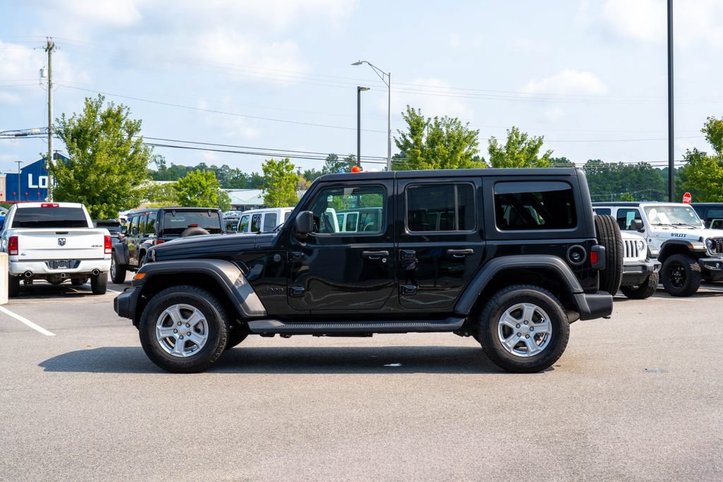 Used 2022 Jeep Wrangler Unlimited Sport AWD/4WD image 8