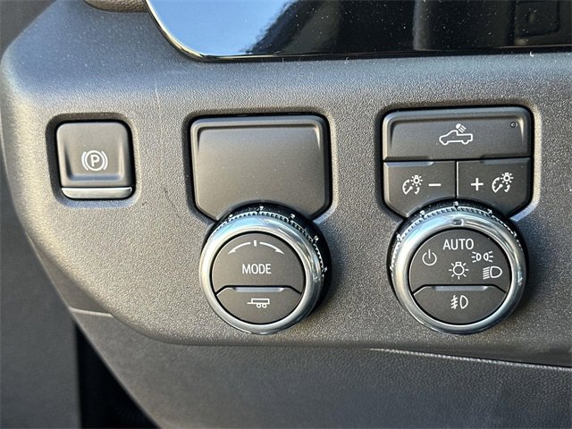 New 2026 GMC Sierra 1500 Elevation w/ LPO, Elevation Black Package image 16