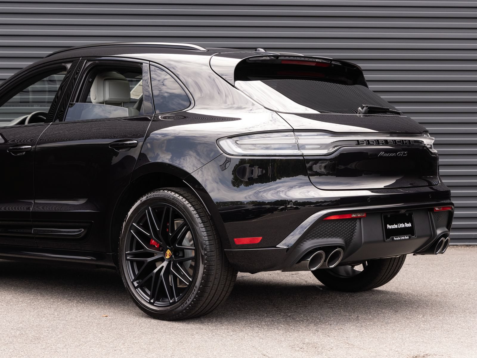 New 2026 Porsche Macan GTS AWD/4WD image 11
