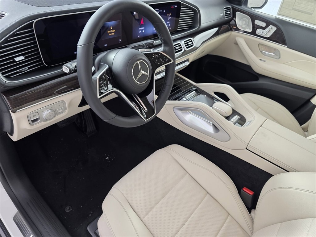 New 2026 Mercedes-Benz GLS 450 4MATIC image 7
