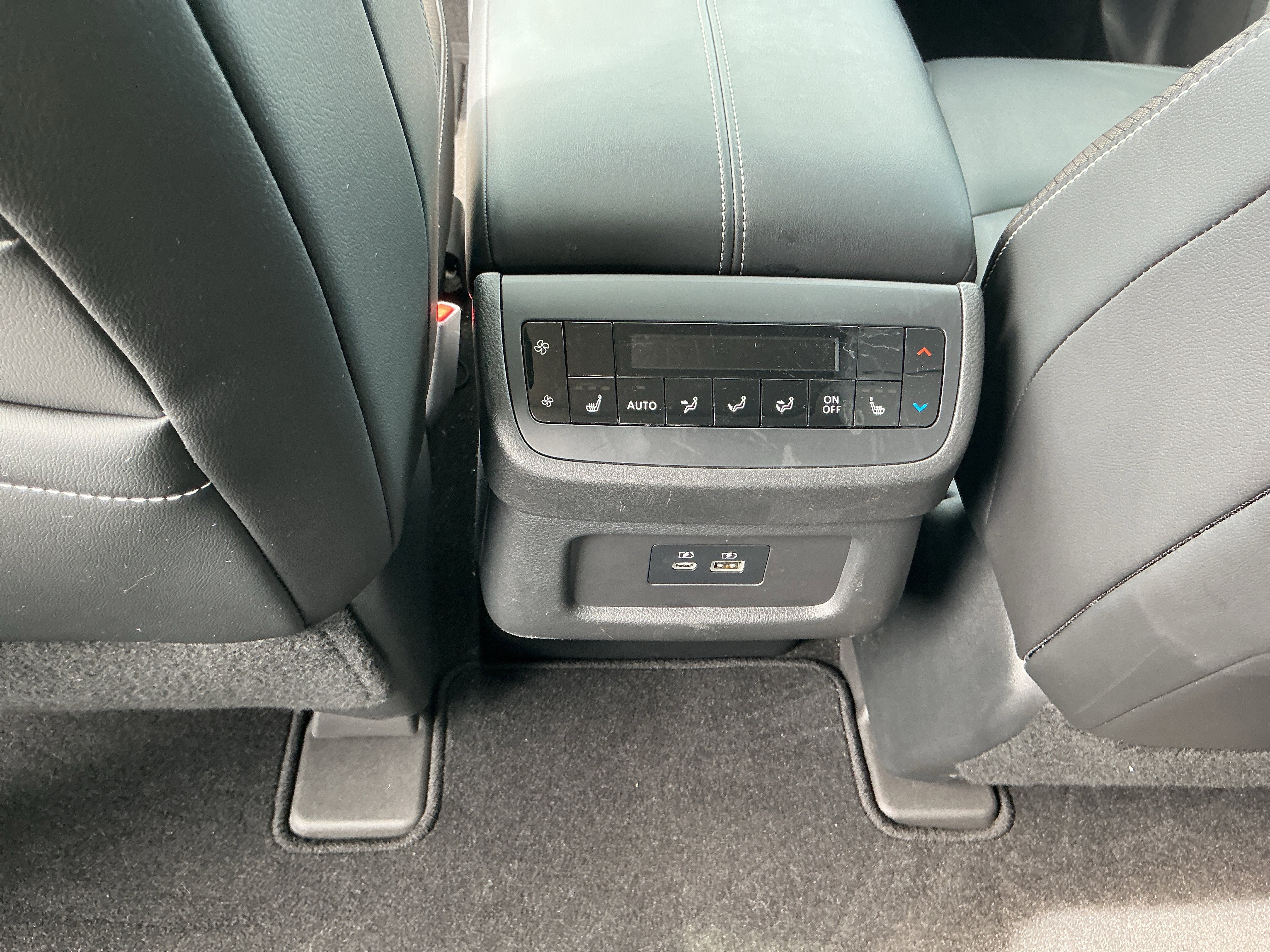 New 2026 Nissan Pathfinder Platinum w/ Cargo Package FWD image 26