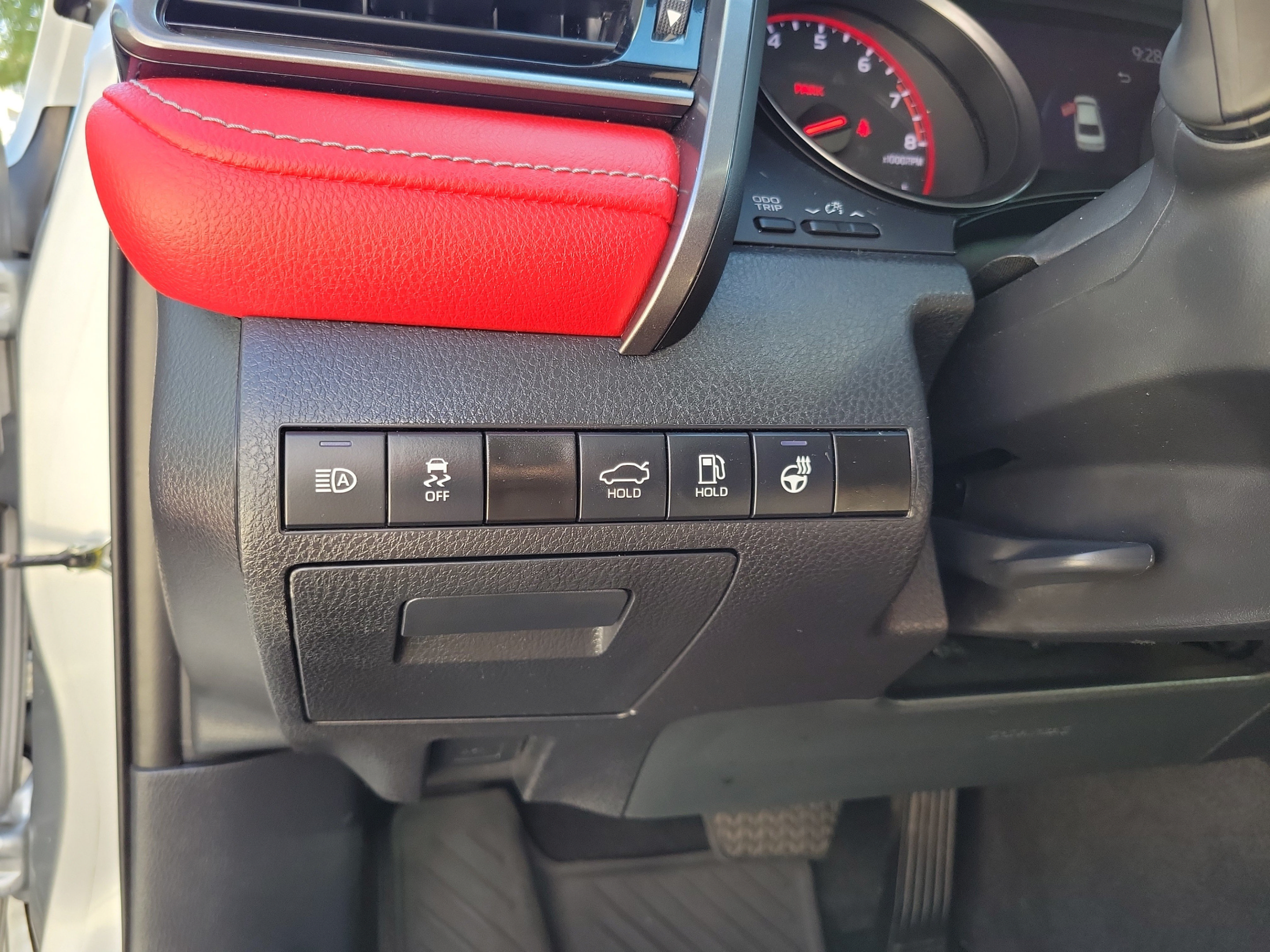 Used 2022 Toyota Camry XSE FWD image 8