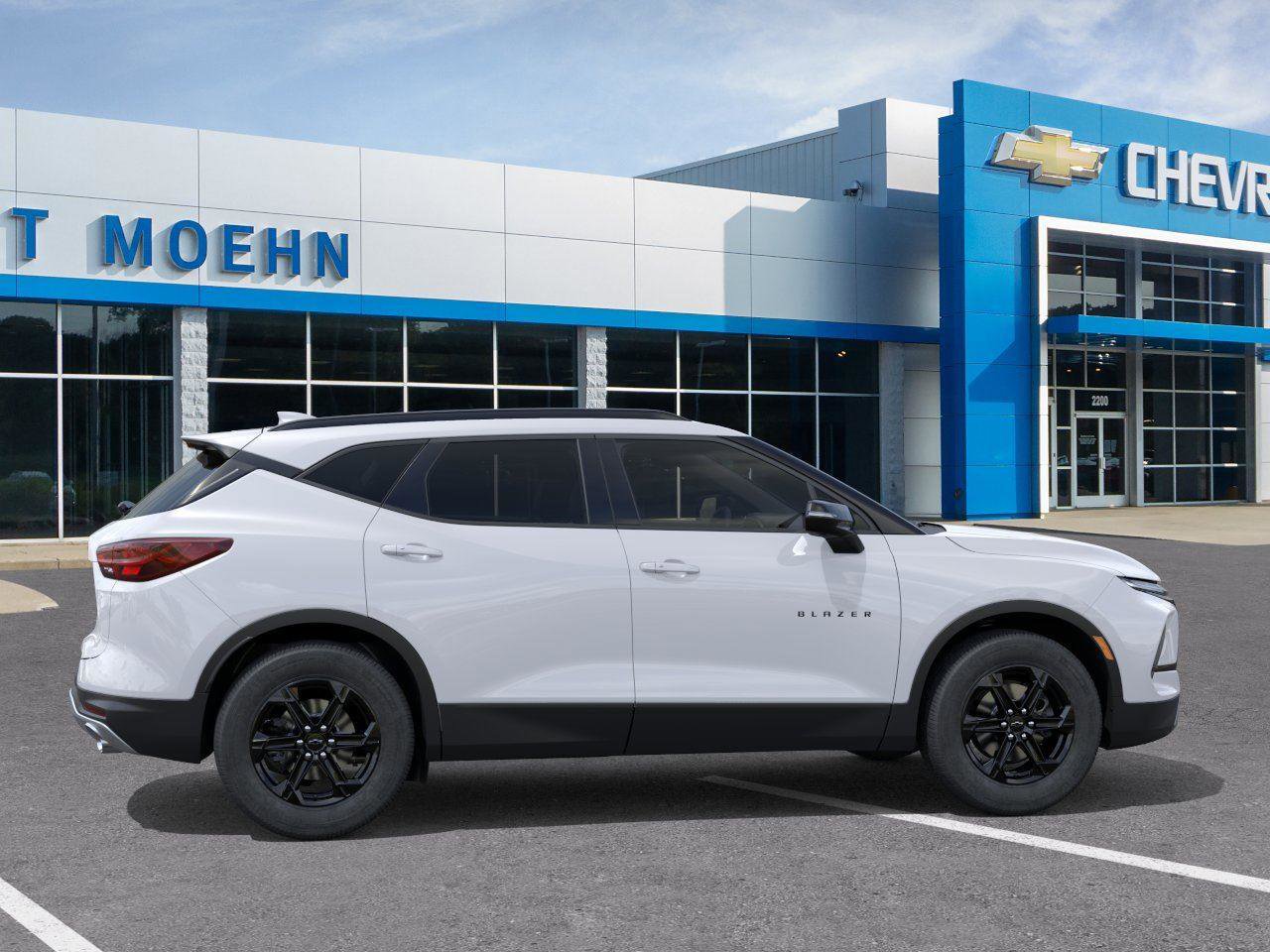 New 2026 Chevrolet Blazer LT w/ Midnight/Sport Edition AWD/4WD image 5