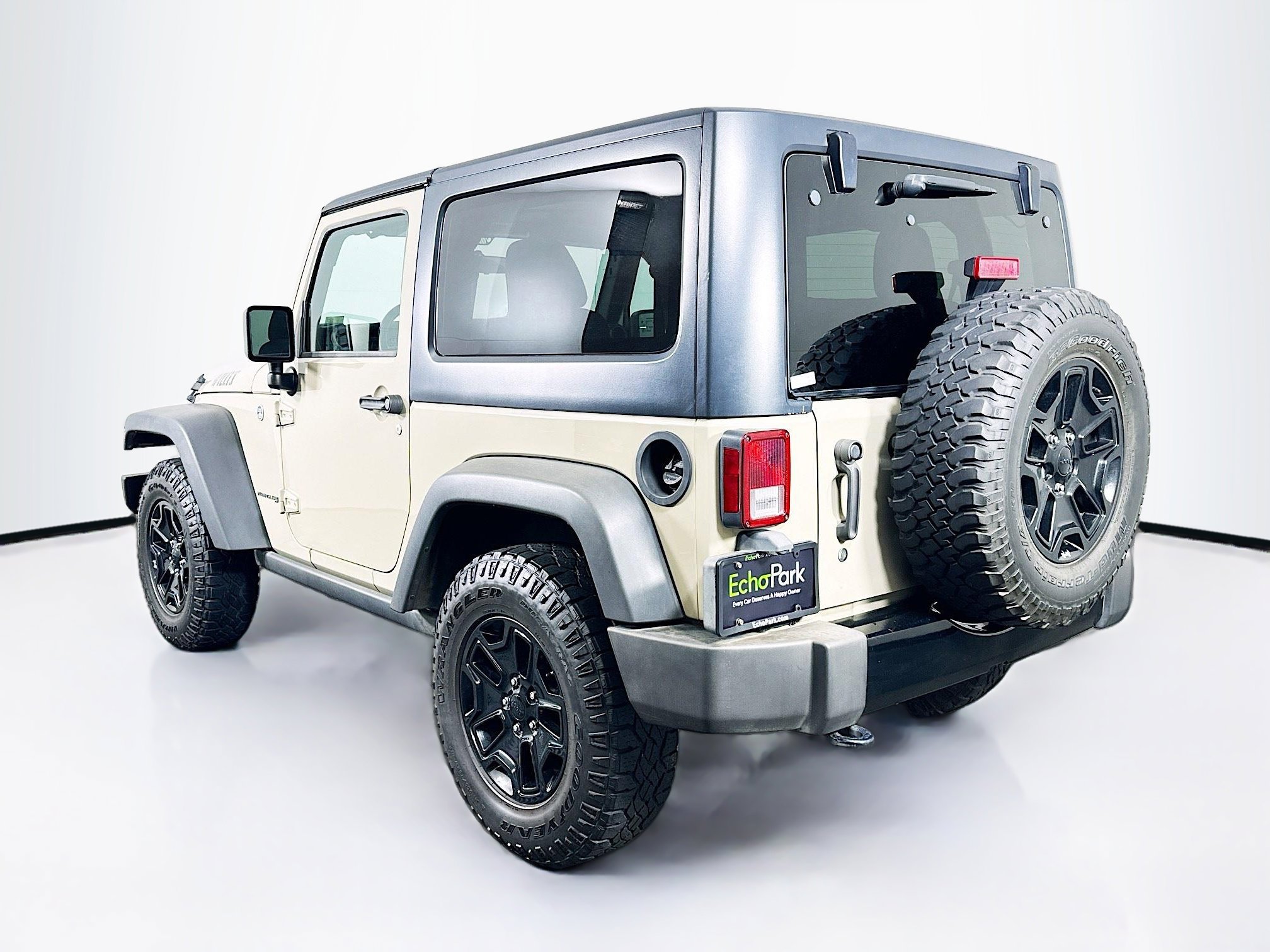 Used 2018 Jeep Wrangler Sport AWD/4WD image 5