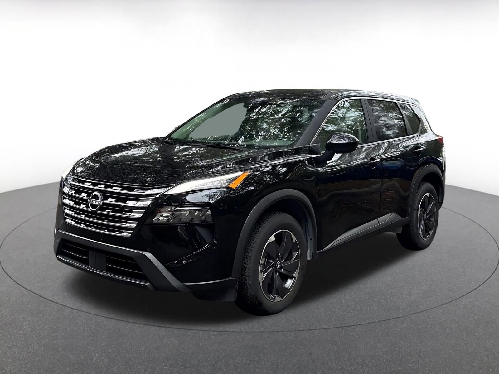 Used 2025 Nissan Rogue SV FWD image 3
