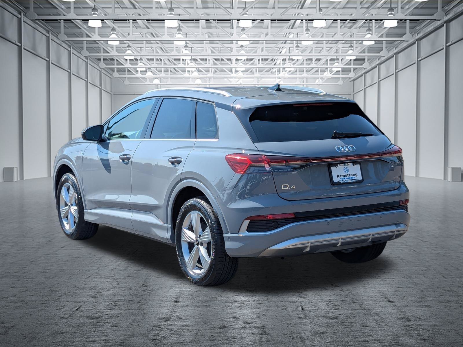Used 2023 Audi Q4 e-tron Premium Plus AWD/4WD image 3