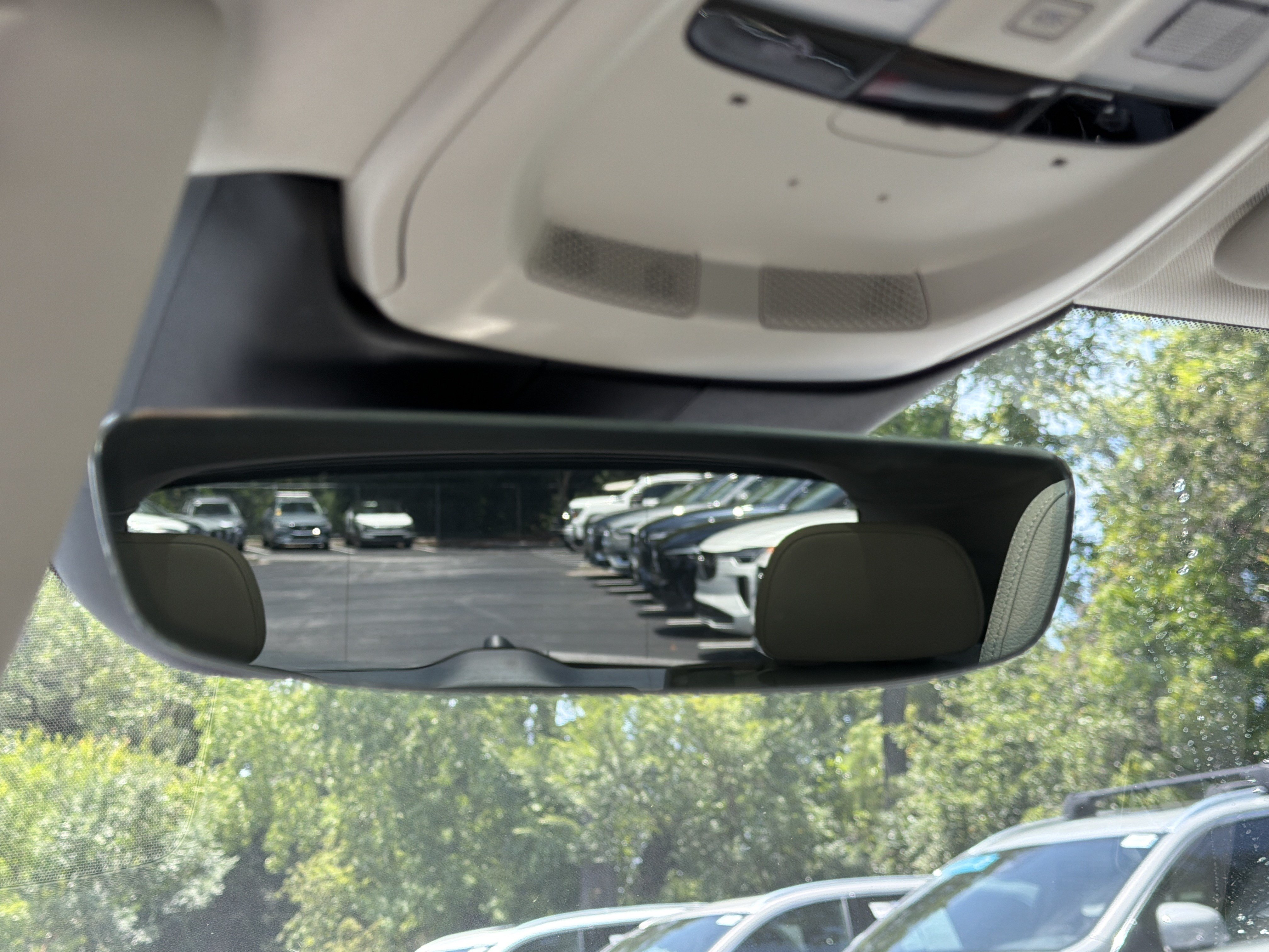 Certified 2024 Volvo XC60 B5 Core w/ Protection Package Premier AWD/4WD image 27