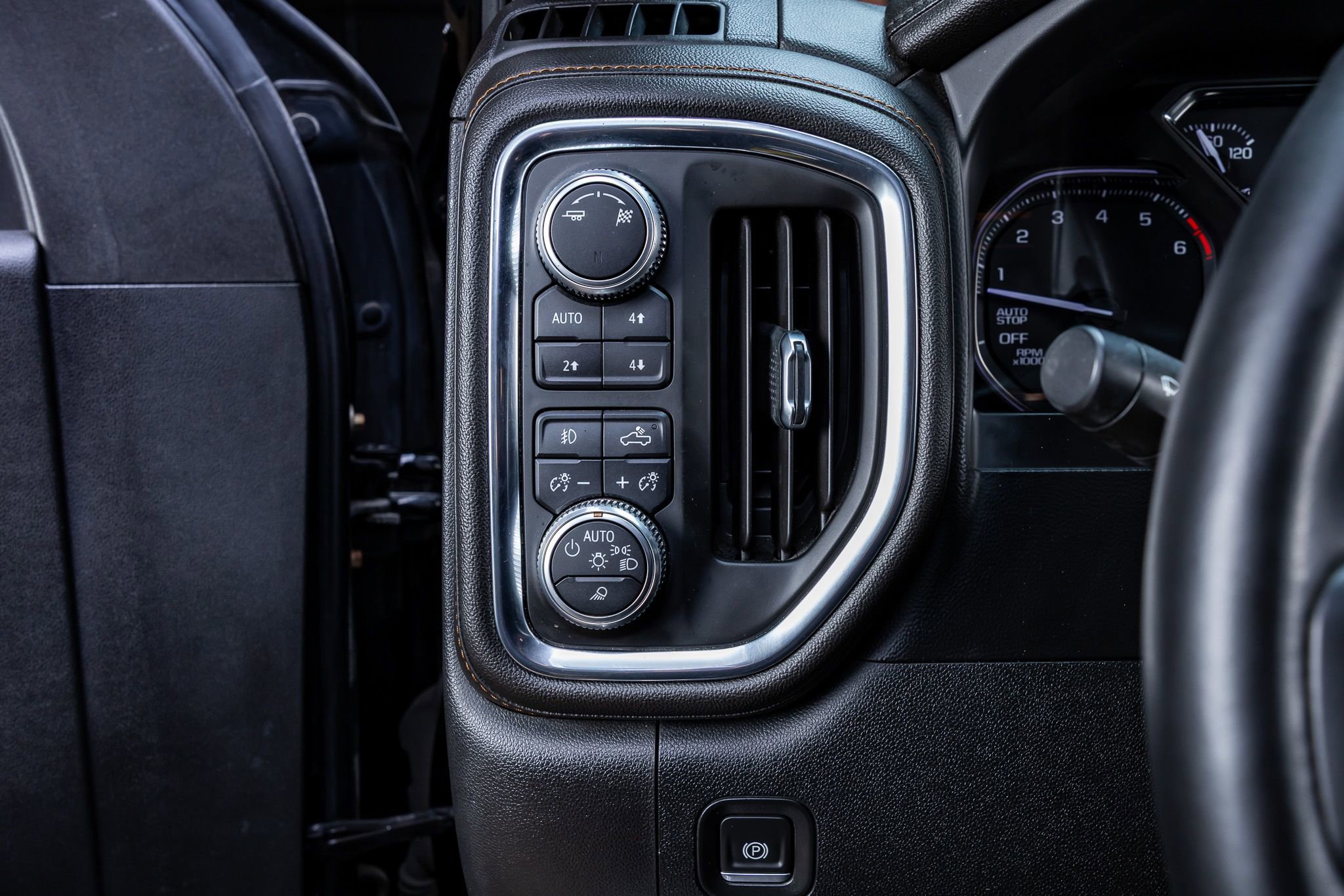 Used 2019 GMC Sierra 1500 AT4 w/ AT4 Premium Package AWD/4WD image 20