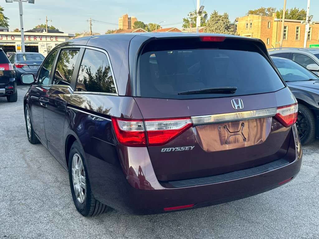 Used 2012 Honda Odyssey LX image 5