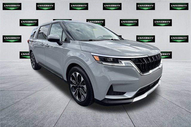 Used 2024 Kia Carnival EX