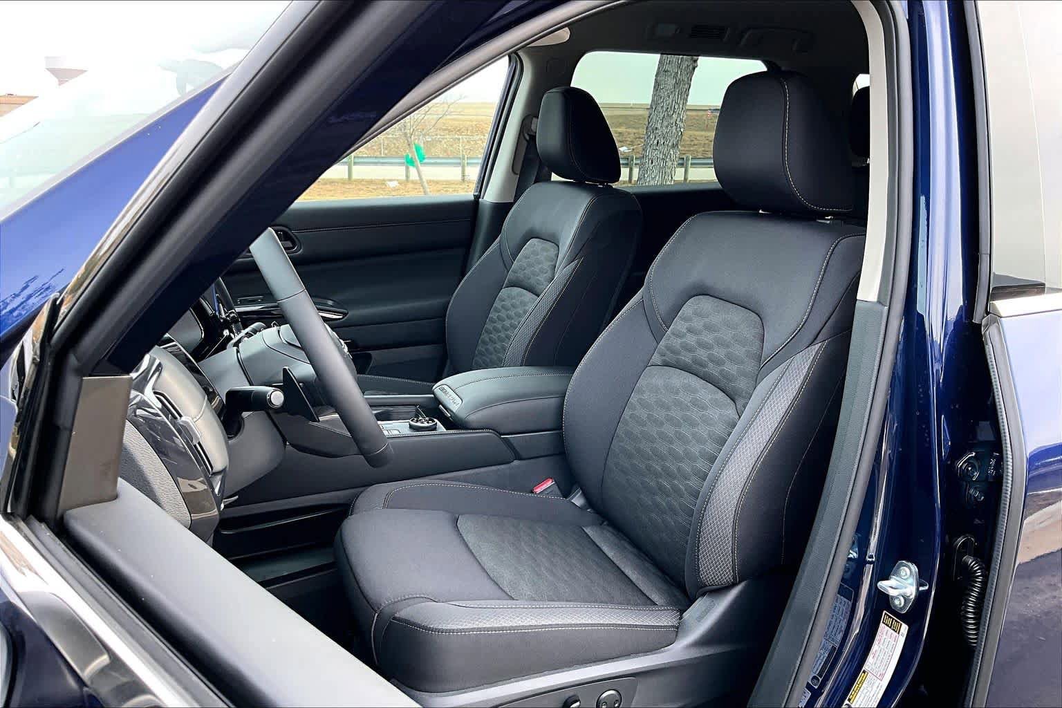 New 2026 Nissan Pathfinder SV AWD/4WD image 9