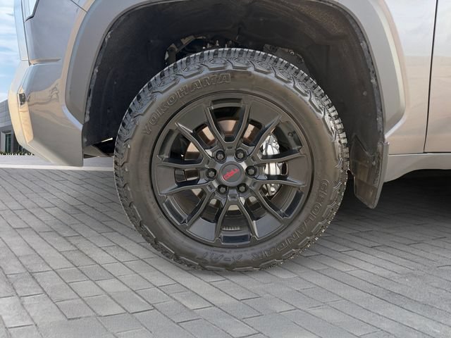 Used 2022 Toyota Tundra Limited w/ TRD Off-Road Package AWD/4WD image 9