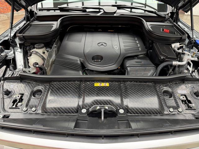 Used 2026 Mercedes-Benz GLS 450 4MATIC image 30