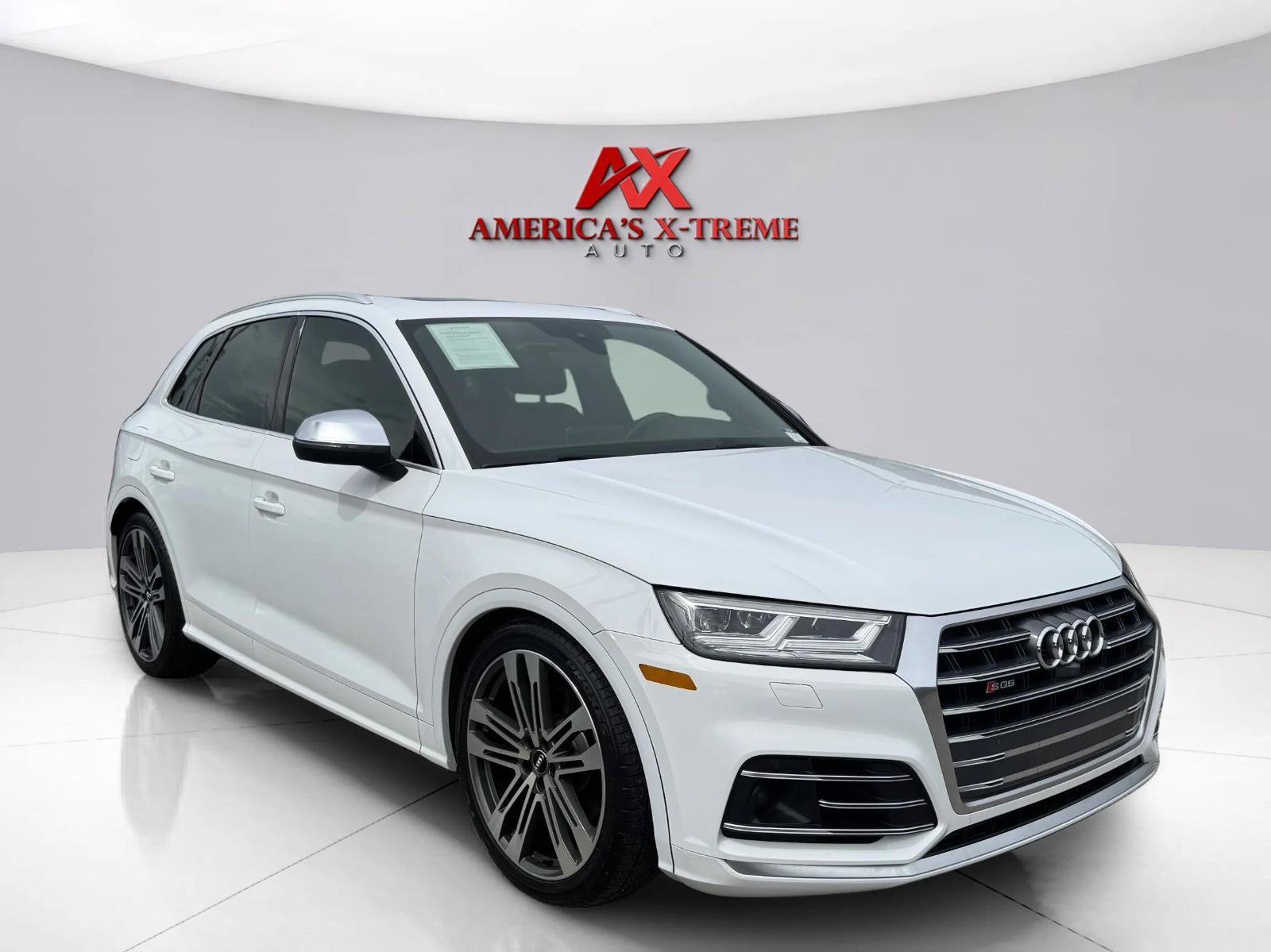 Used 2018 Audi SQ5 Prestige w/ Prestige Package AWD/4WD image 6