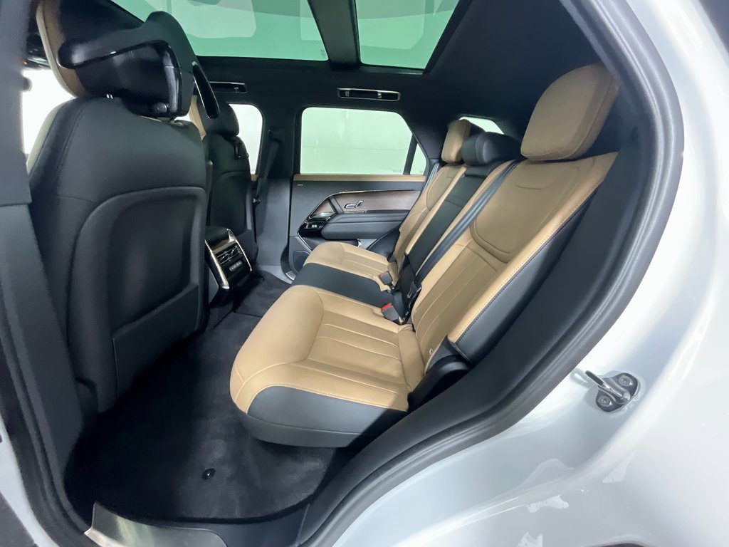 Certified 2024 Land Rover Range Rover Sport Dynamic SE image 25