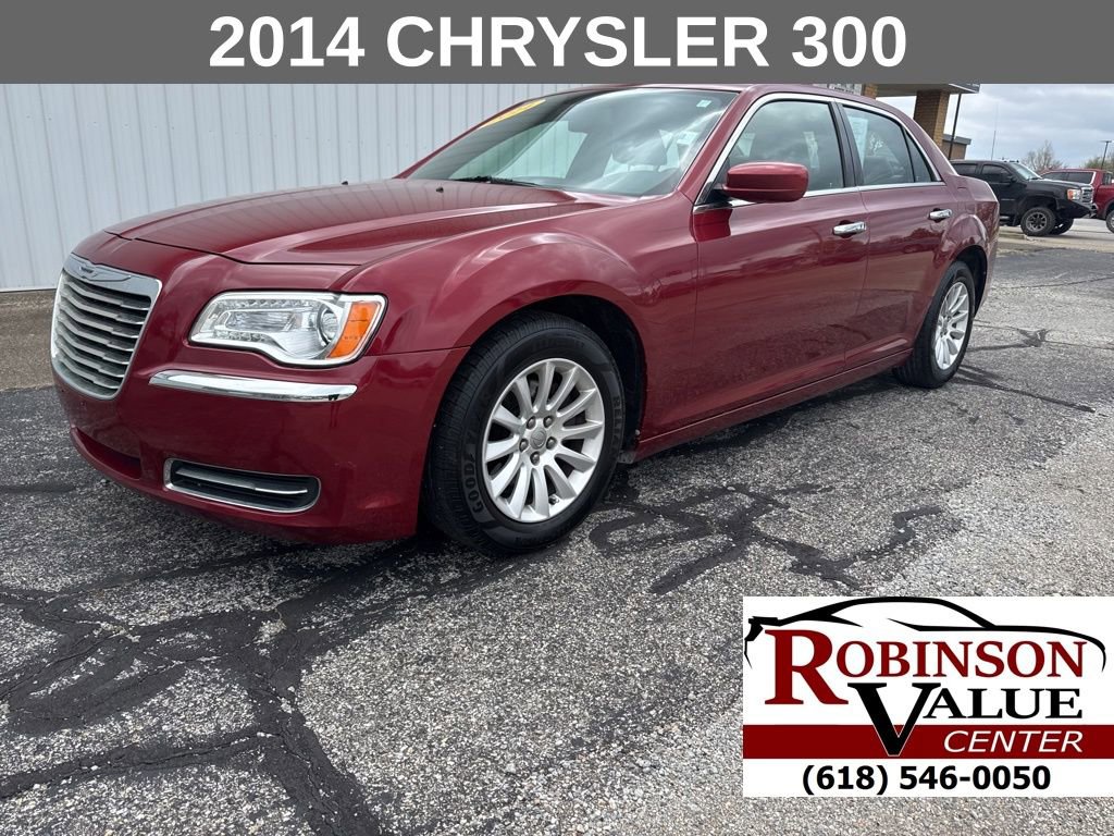 Used 2014 Chrysler 300 image 1