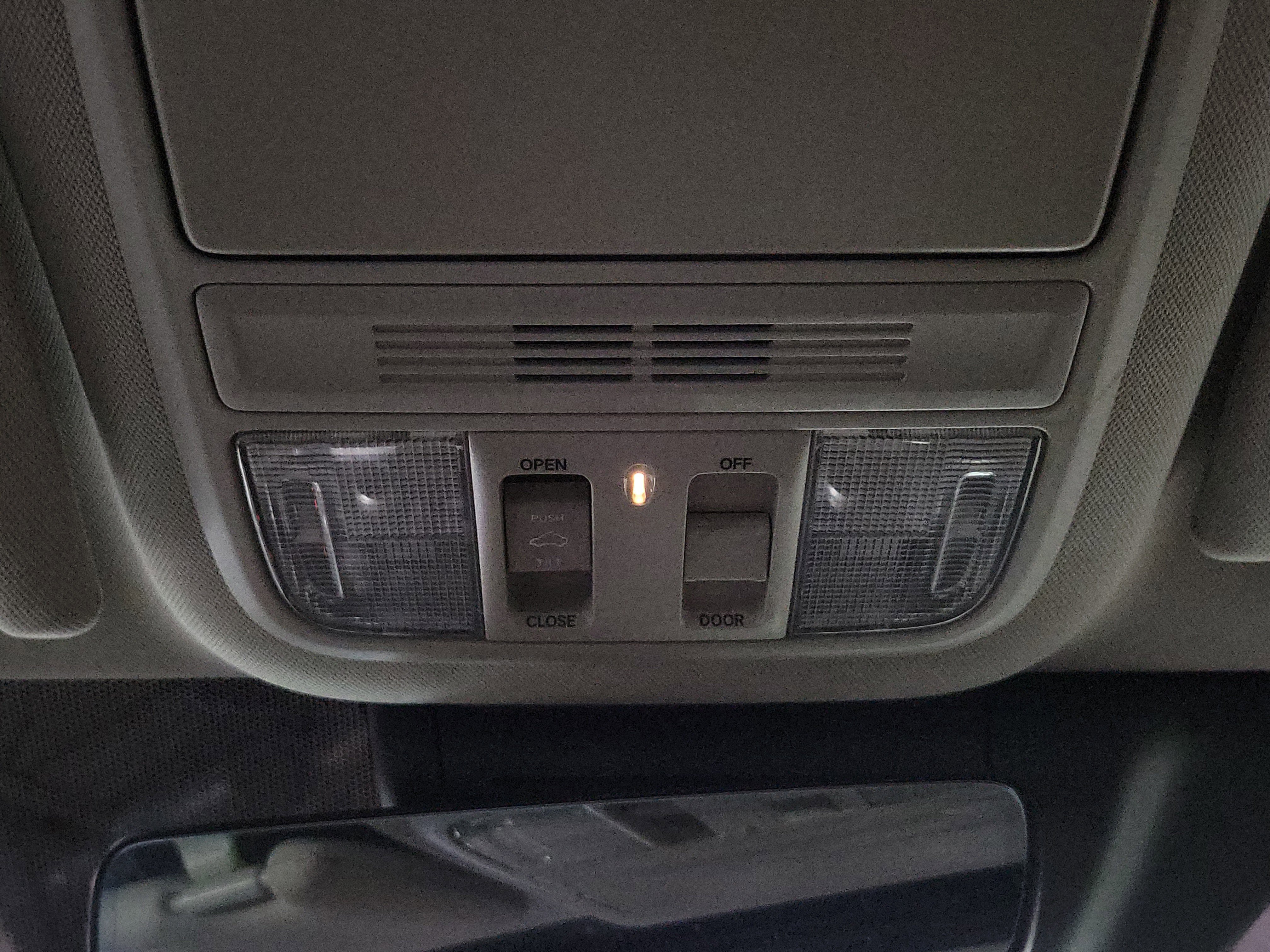 Used 2018 Honda Accord EX-L image 34