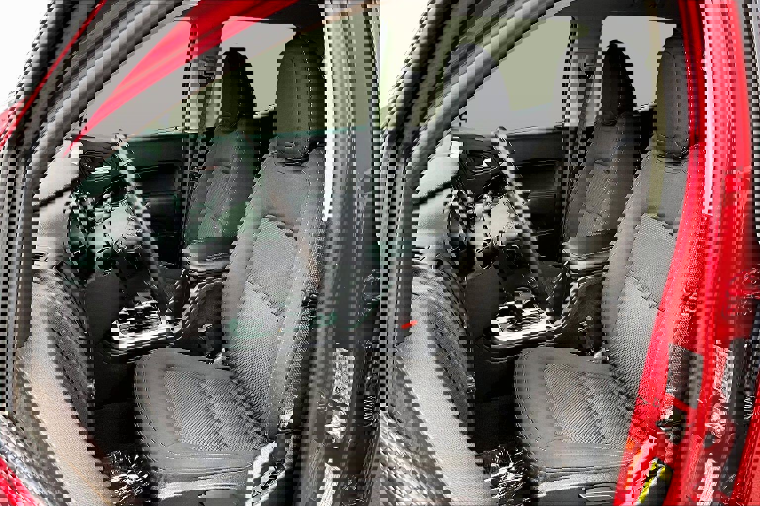 Used 2020 Chevrolet Colorado LT w/ Safety Package image 22