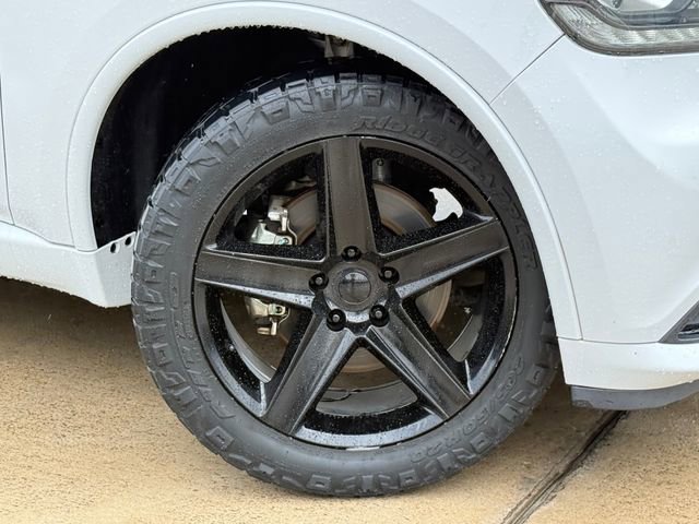 Used 2016 Dodge Durango R/T w/ Blacktop Package image 2