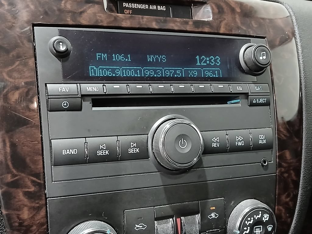 Used 2013 Chevrolet Impala LTZ FWD image 22