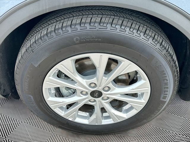 Used 2025 Ford Escape Active image 29