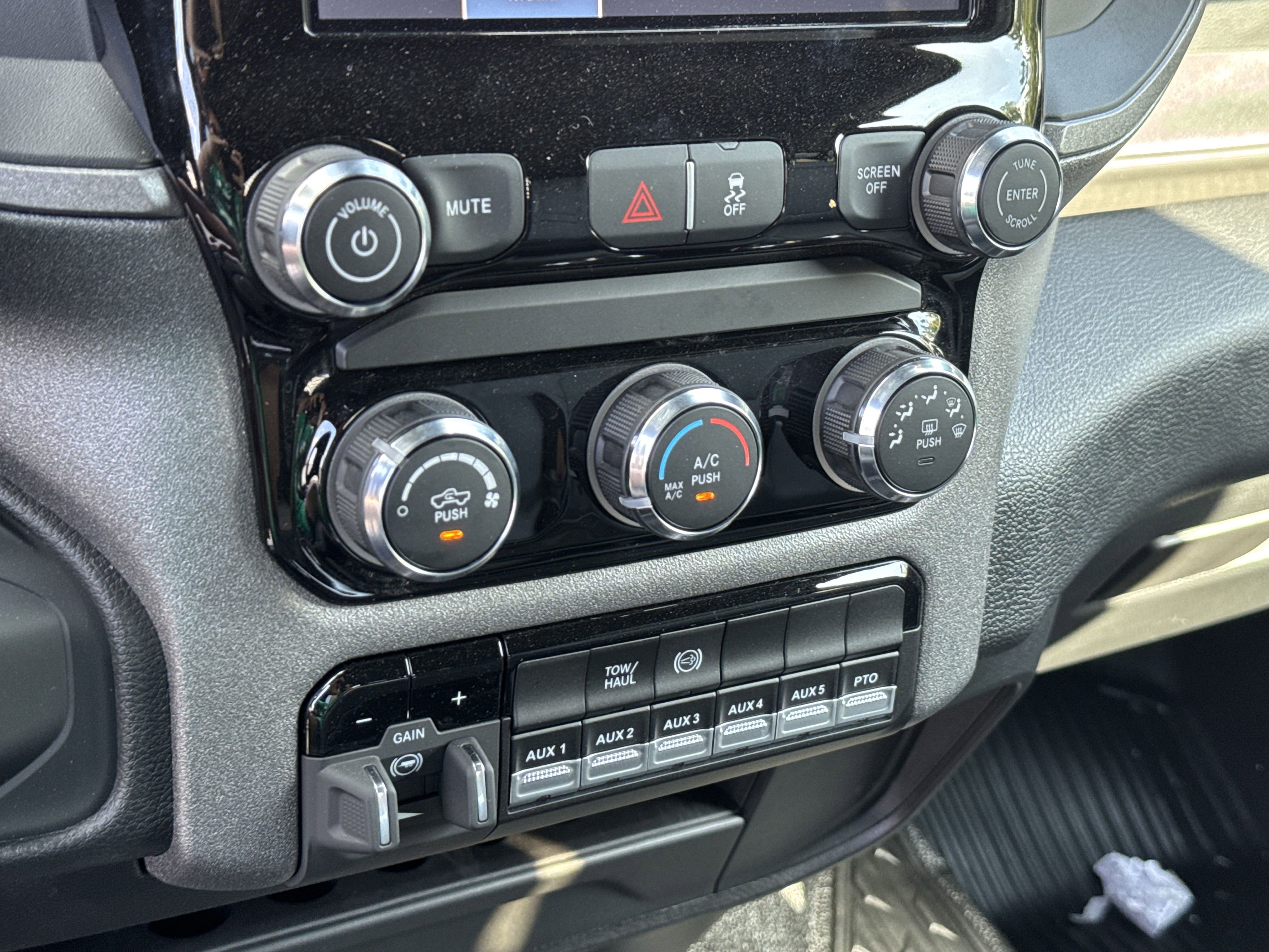 New 2025 RAM 5500 Tradesman image 35