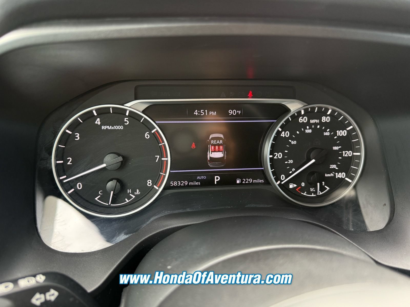 Used 2024 Nissan Rogue S AWD/4WD image 25
