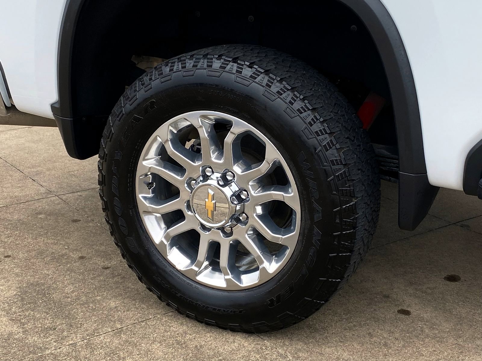 Used 2025 Chevrolet Silverado 2500 LTZ w/ LTZ Premium Package image 8