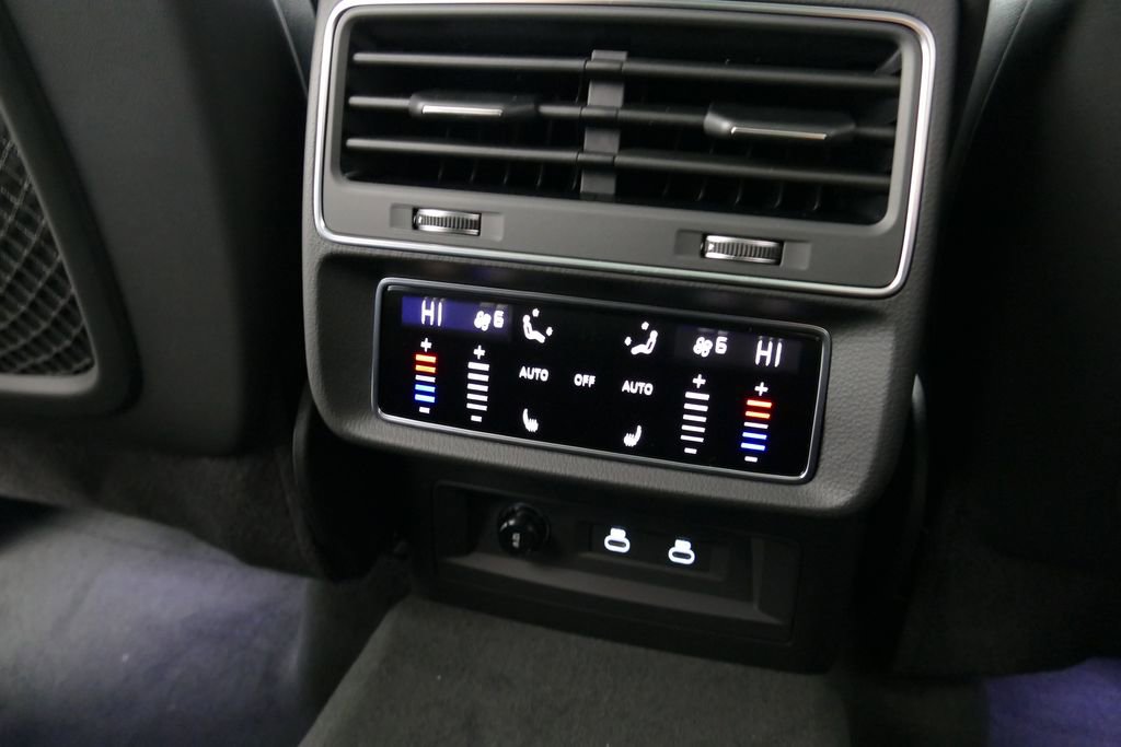 New 2026 Audi Q7 3.0T Premium Plus AWD/4WD image 4