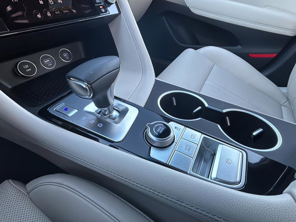 Certified 2026 Genesis G70 2.5T image 31