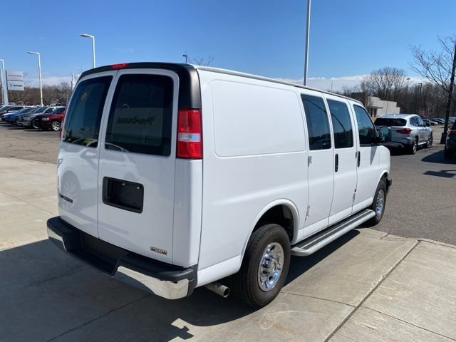 Used 2024 Chevrolet Express 2500 w/ Driver Convenience Package image 3