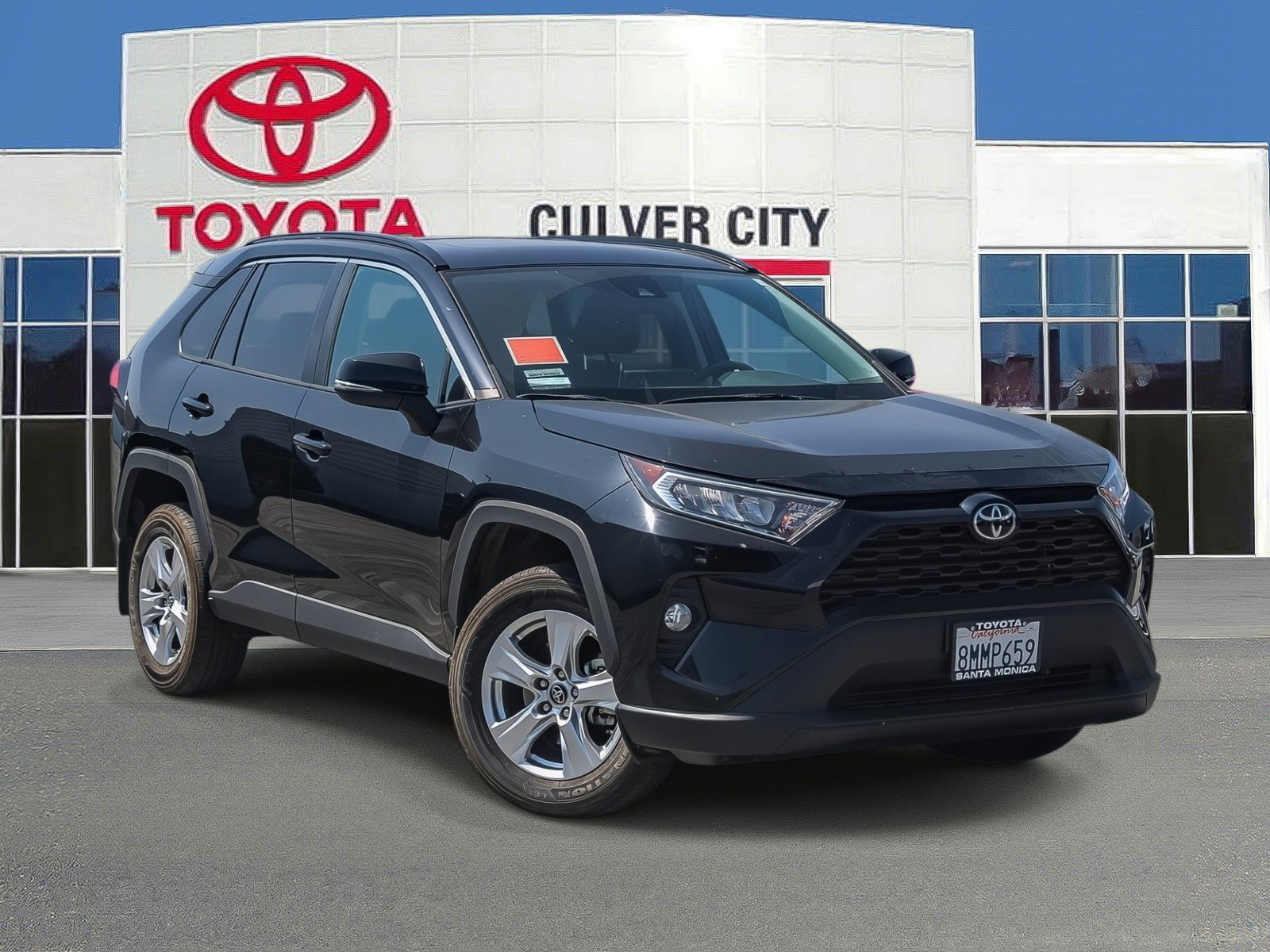 Certified 2019 Toyota RAV4 XLE w/ Convenience Package image 1