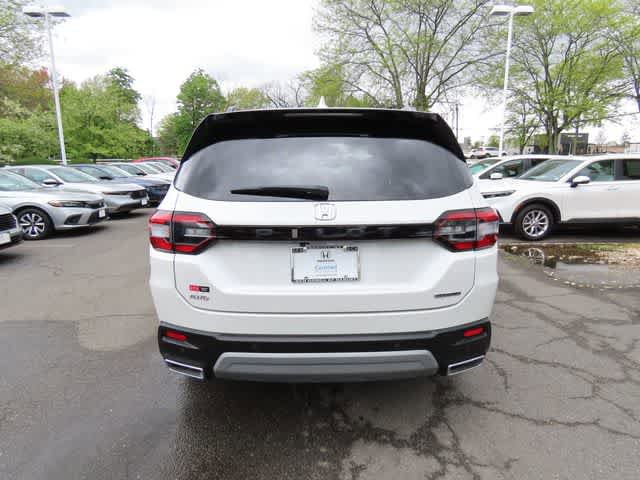 Certified 2023 Honda Pilot Touring image 5
