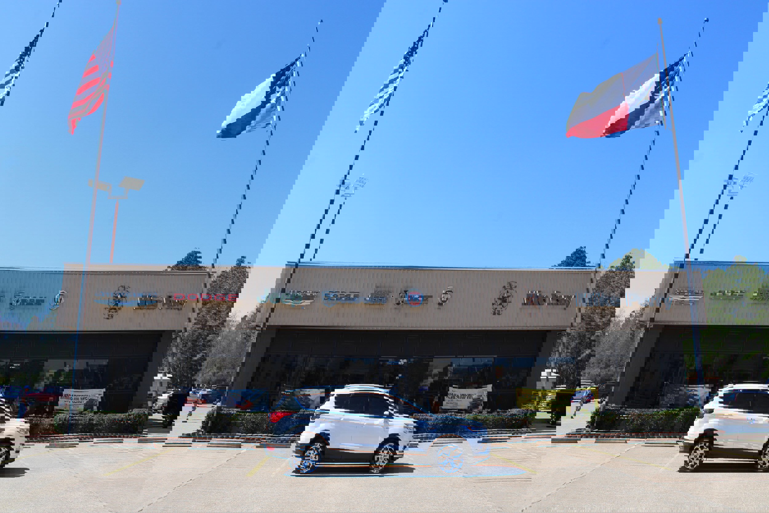 Used 2019 Ford Escape Titanium image 5