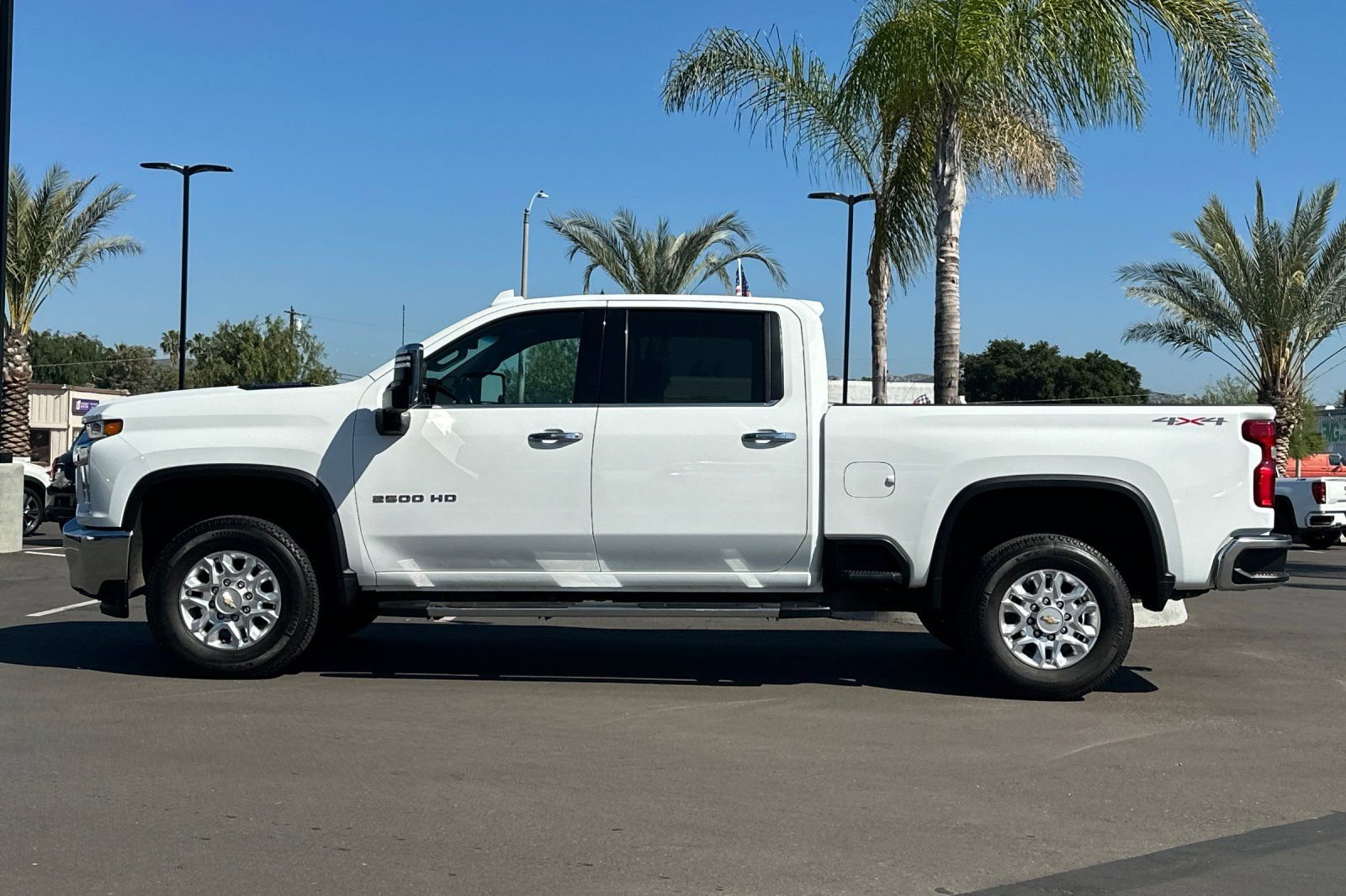 Used 2023 Chevrolet Silverado 2500 LTZ AWD/4WD image 7