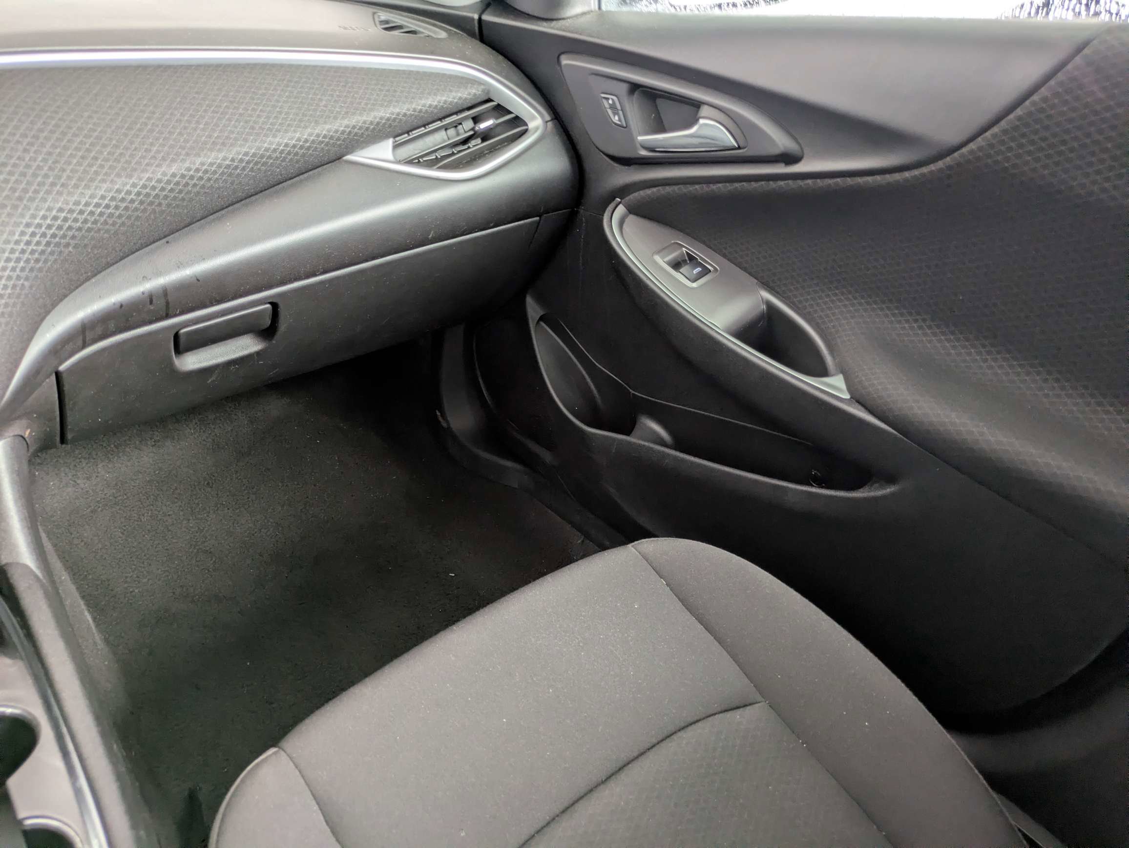 Used 2024 Chevrolet Malibu LT FWD image 9
