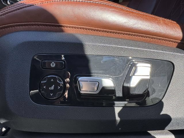 Used 2021 BMW X7 M50i AWD/4WD image 25