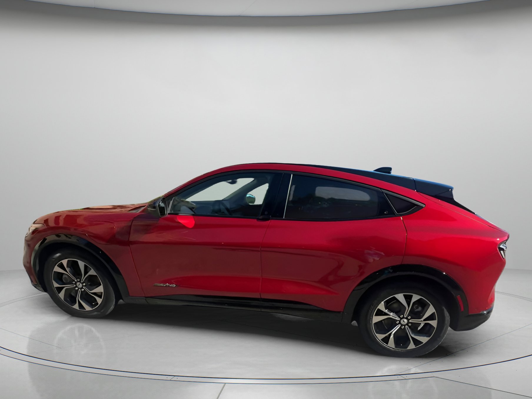 Certified 2023 Ford Mustang Mach-E Premium AWD/4WD image 18