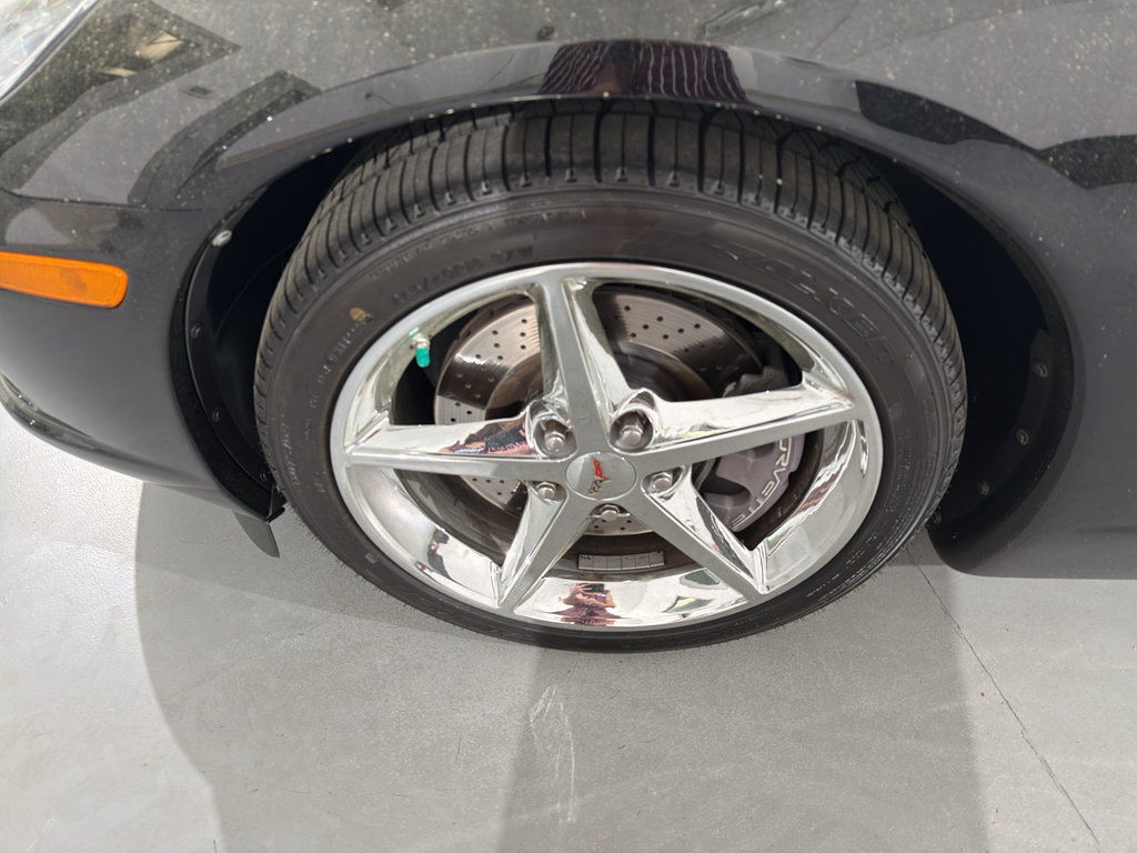 Used 2011 Chevrolet Corvette Convertible w/ Preferred Equipment Group image 4