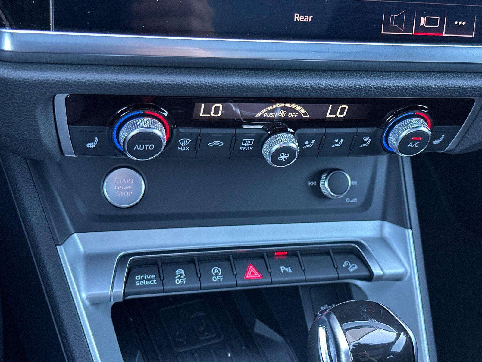 Used 2019 Audi Q3 2.0T Premium Plus AWD/4WD image 22