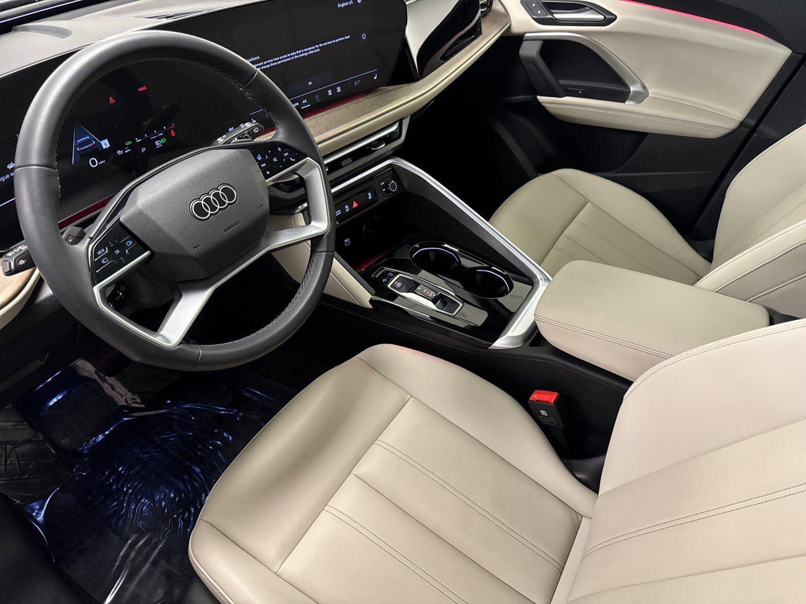 Certified 2025 Audi Q5 Premium w/ Convenience Package image 10