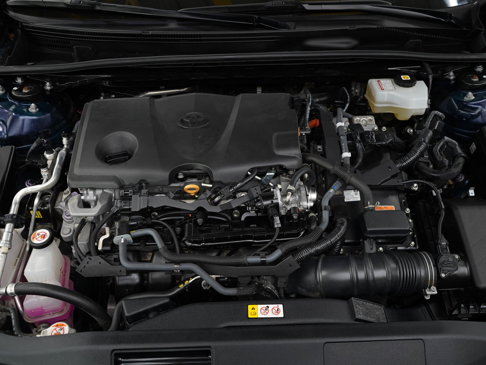 Used 2022 Toyota Avalon Limited FWD image 29