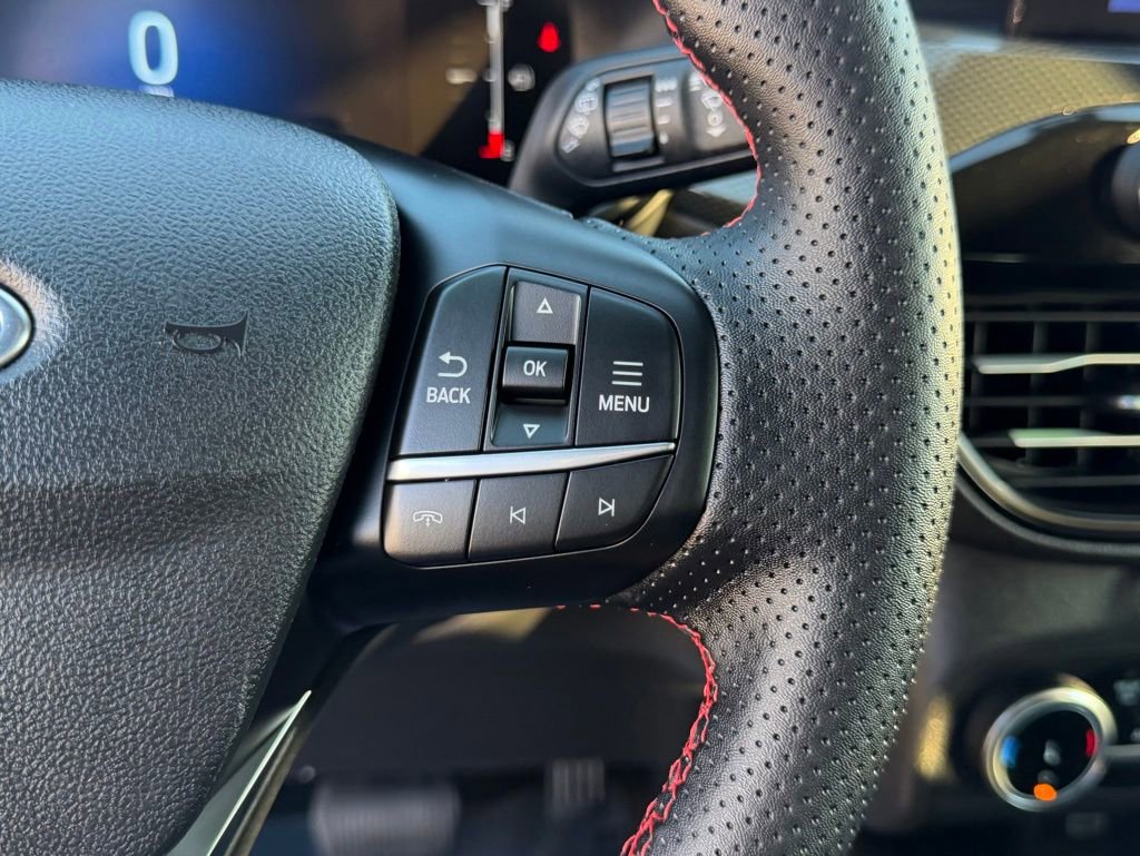 Certified 2025 Ford Escape ST-Line w/ Equipment Group 301A image 21