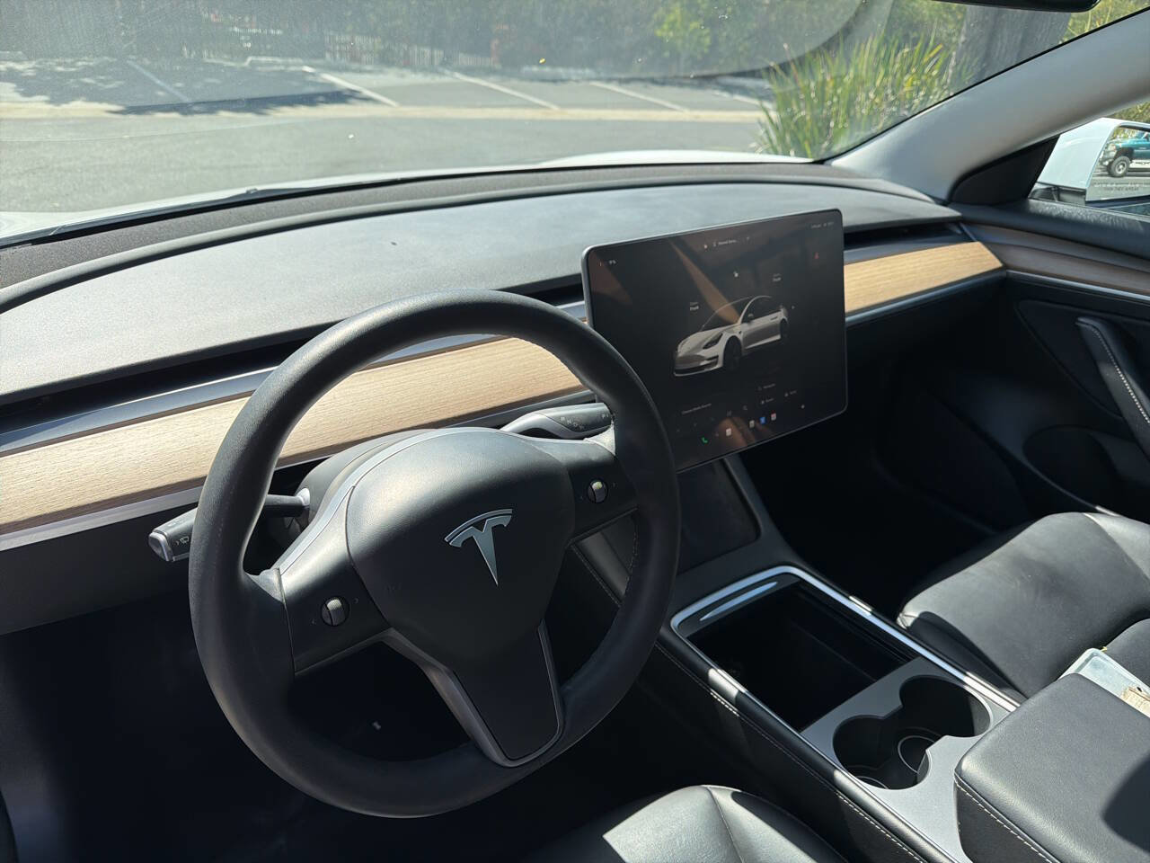 Used 2023 Tesla Model 3 Standard Range image 7